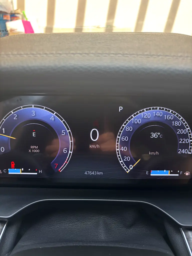 2023 Jeep Grand Cherokee Limited (Full Option) | GCC - Image 11