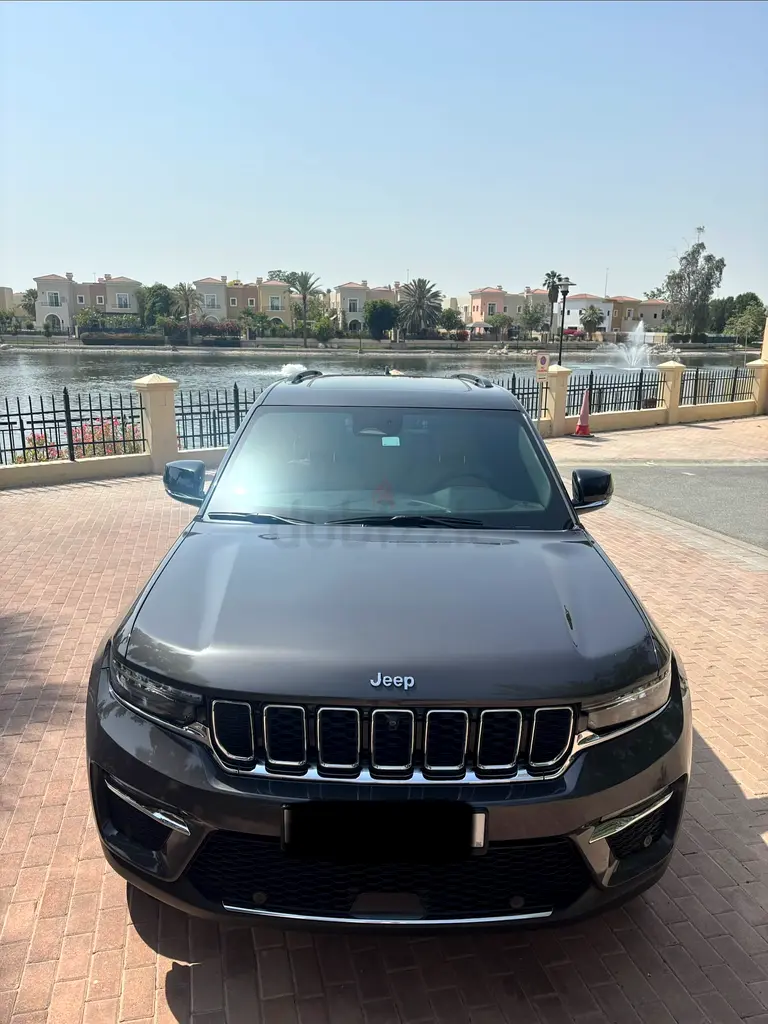2023 Jeep Grand Cherokee Limited (Full Option) | GCC - Image 4