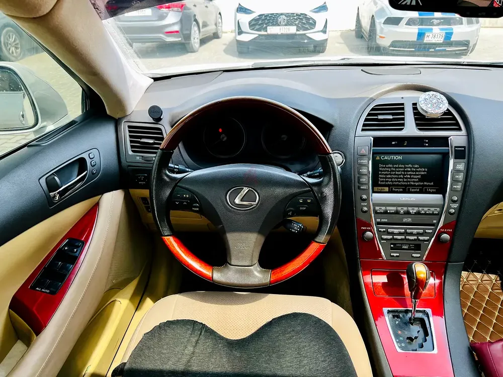 Lexus ES 350 Platinum 2007 | GCC Specs | Well Maintained - Image 10