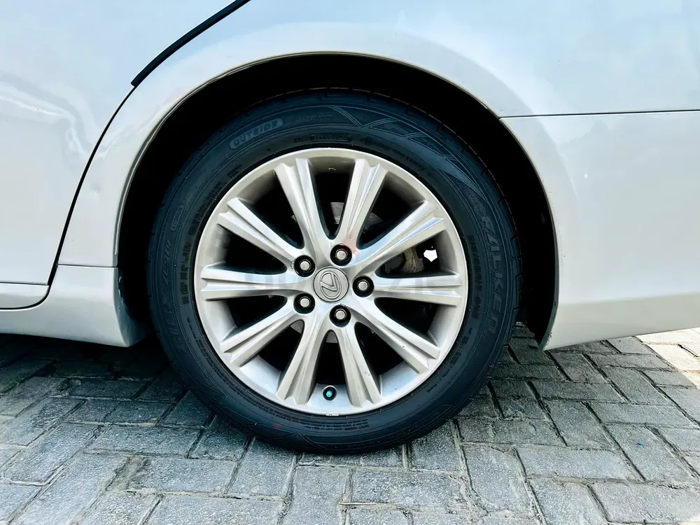 Lexus ES 350 Platinum 2007 | GCC Specs | Well Maintained - Image 13
