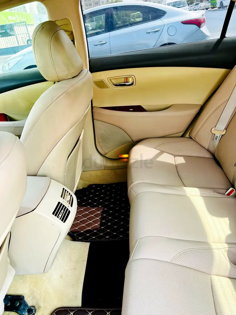 Lexus ES 350 Platinum 2007 | GCC Specs | Well Maintained - Image 8