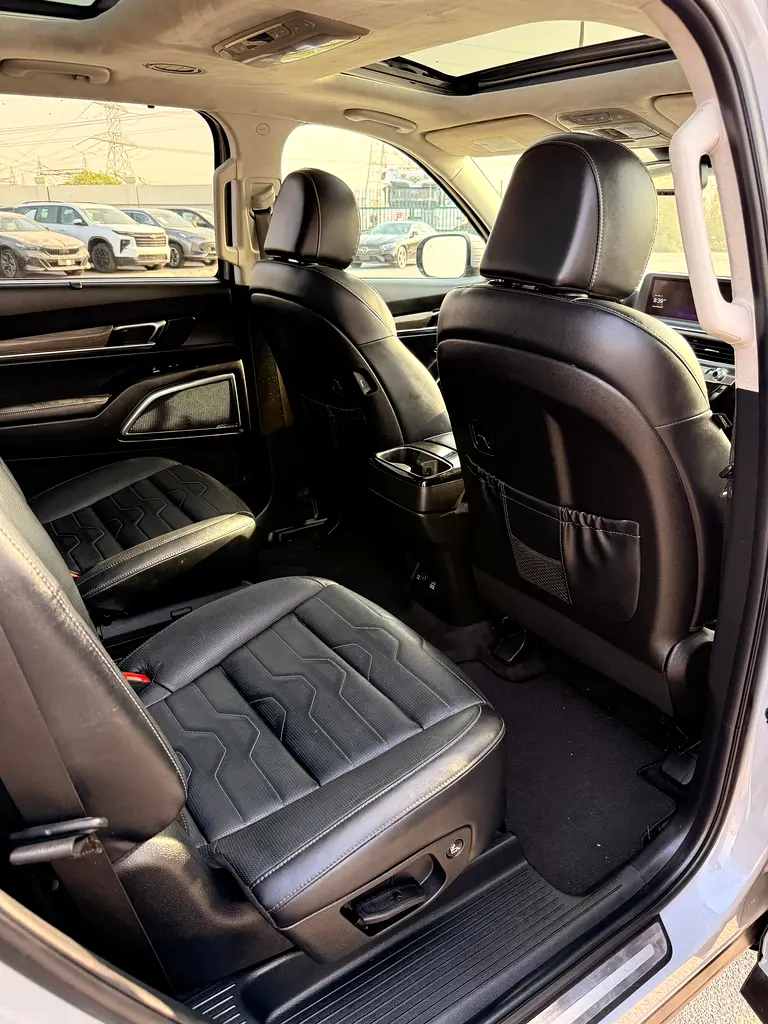 KIA TELLURIDE SX AWD - 2022 - SUN-ROOF MOONRoof Full-Option - Image 10