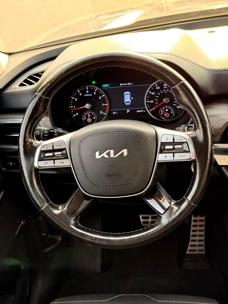 KIA TELLURIDE SX AWD - 2022 - SUN-ROOF MOONRoof Full-Option - Image 12