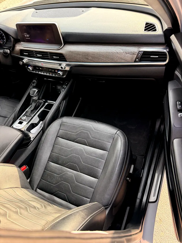 KIA TELLURIDE SX AWD - 2022 - SUN-ROOF MOONRoof Full-Option - Image 9