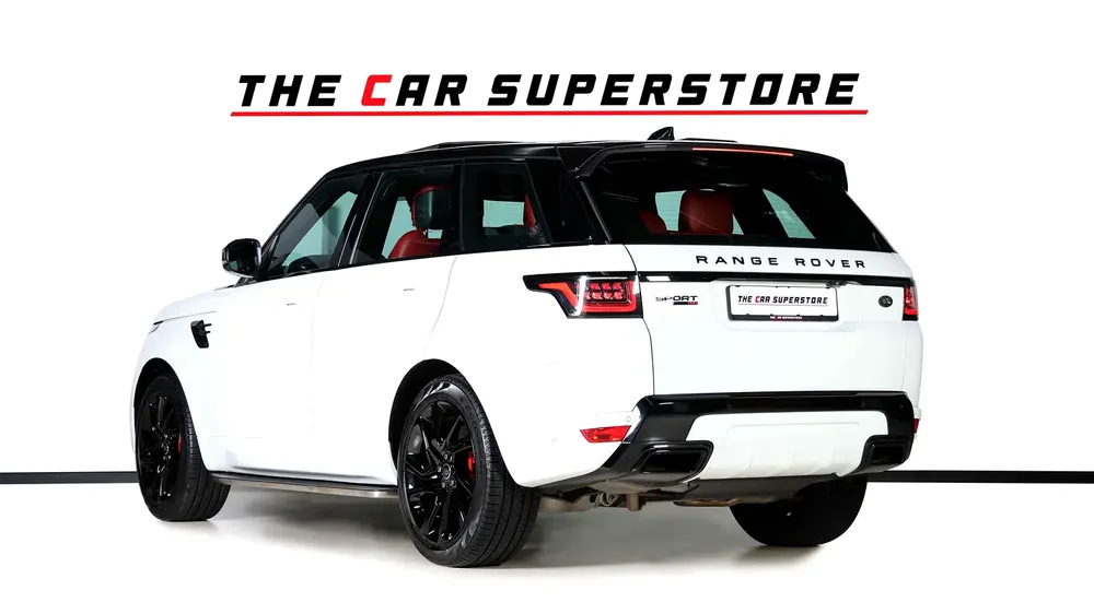 2019 - RANGE ROVER SPORT HSE DYNAMIC - GCC - IMMACULATE CAR - Image 6
