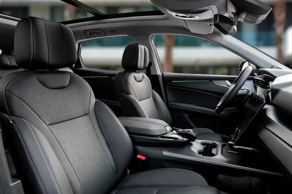 2,018 P.M | X7 HYBRID | 1000km Per Tank! | 0% Downpayment | Kaiyi Warranty to 2031 - Image 11