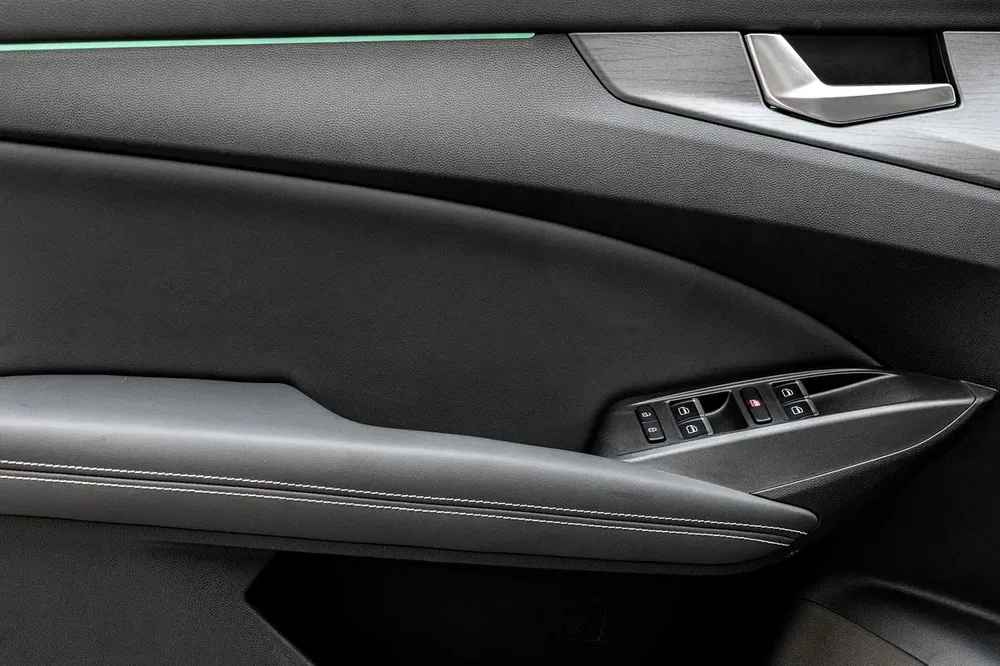 2,018 P.M | X7 HYBRID | 1000km Per Tank! | 0% Downpayment | Kaiyi Warranty to 2031 - Image 14