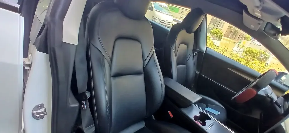 2023 Tesla Model 3 Standard - Excellent Condition - Image 5