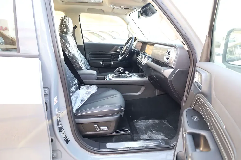 GWM TANK 300 AT 2.0L 2025 MODEL - Image 6