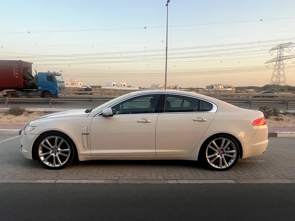 Jaguar XF Luxury 2010 GCC Specs - Image 15