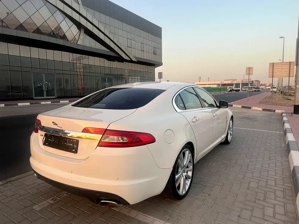 Jaguar XF Luxury 2010 GCC Specs - Image 16