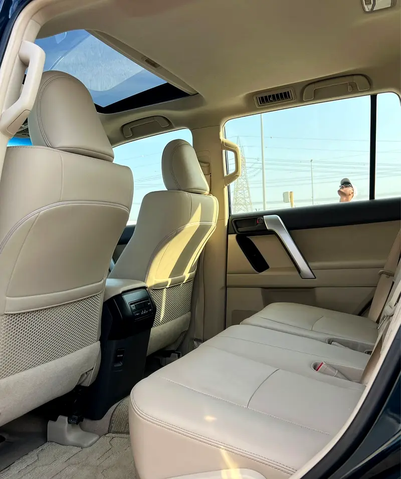 2022 Toyota Prado TXL Full Option 4.0L V6 - AWD 4x4 GCC- Electric Seat - Rear CAM & Sensors - Image 15