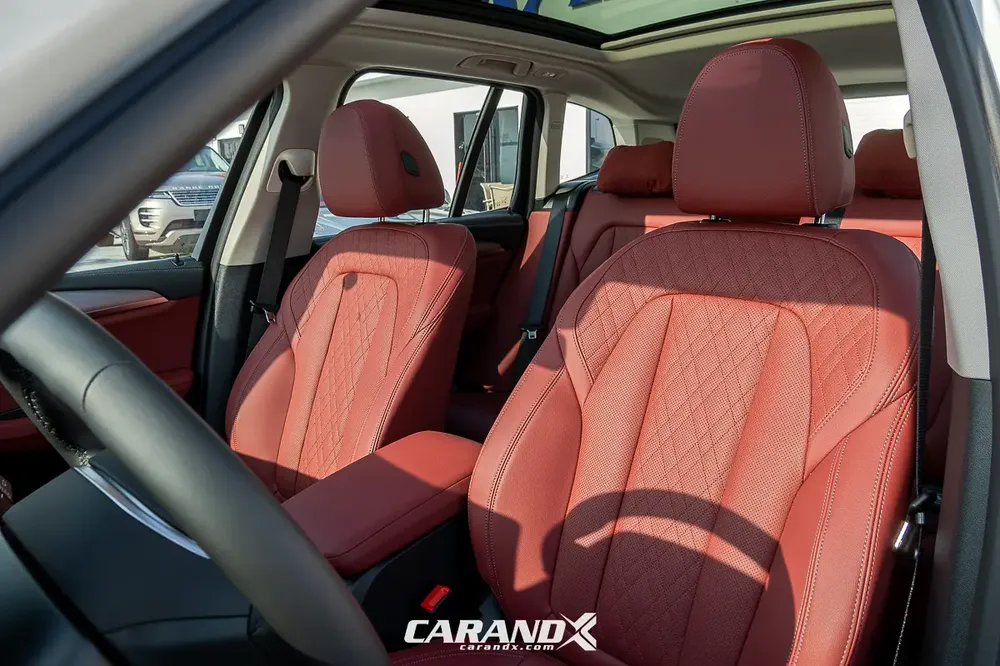 BMW iX3 Creative 2025 - Image 9