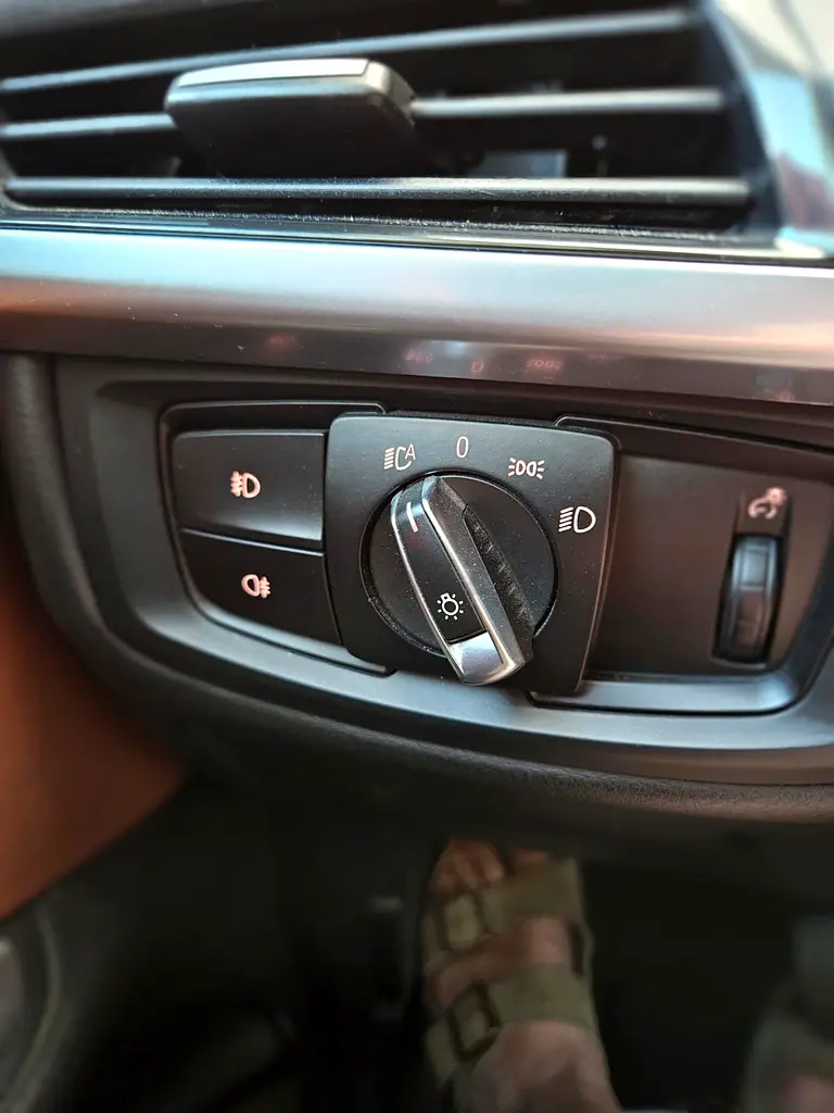 BMW X5 xDrive35i Luxury-Line 2017 | GCC Specs | Low Mileage - Image 14