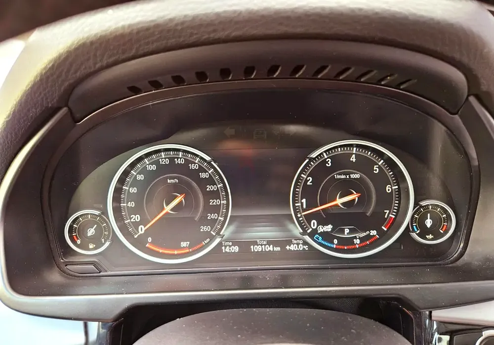 BMW X5 xDrive35i Luxury-Line 2017 | GCC Specs | Low Mileage - Image 15