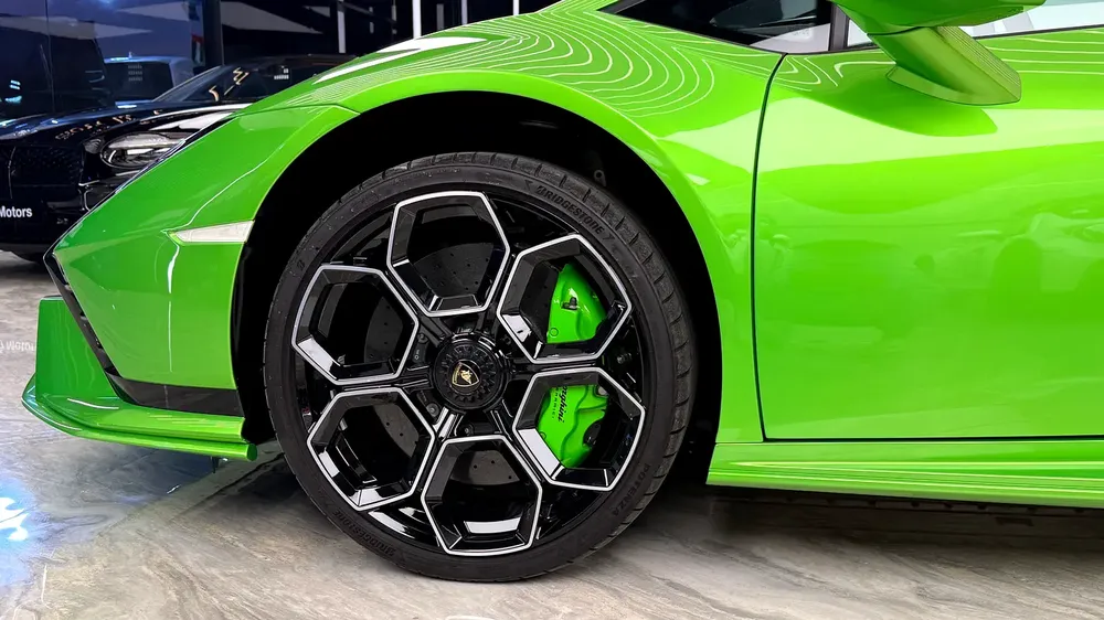 Lamborghini Huracán Tecnica LP640-2 2024 - Verde Mantis - Image 18