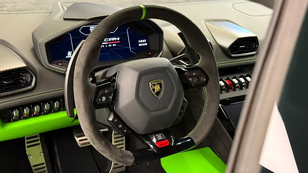 Lamborghini Huracán Tecnica LP640-2 2024 - Verde Mantis - Image 4