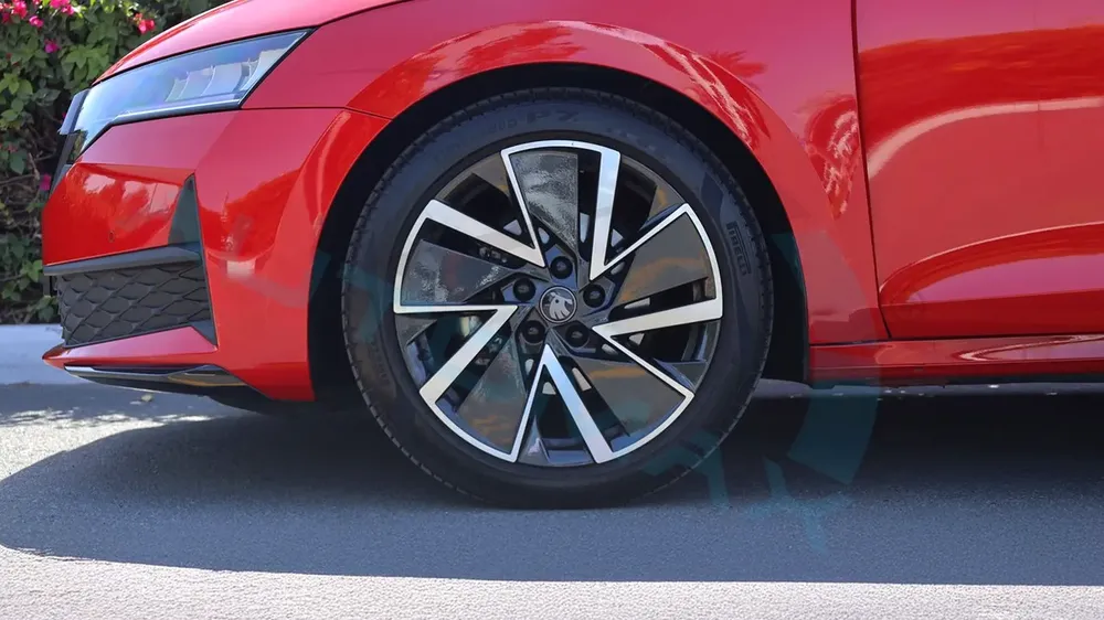 ( 5 Years Warranty + 5 Years Service ) 2025 Škoda Octavia Sportline 1.4T FWD GCC 0Km - Image 20