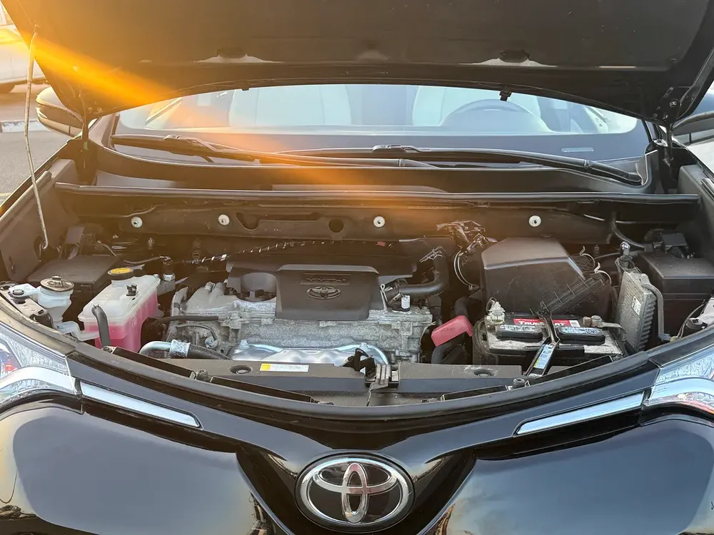 Toyota Rav4 XLE full option IMPORTED FROM USA - Image 15