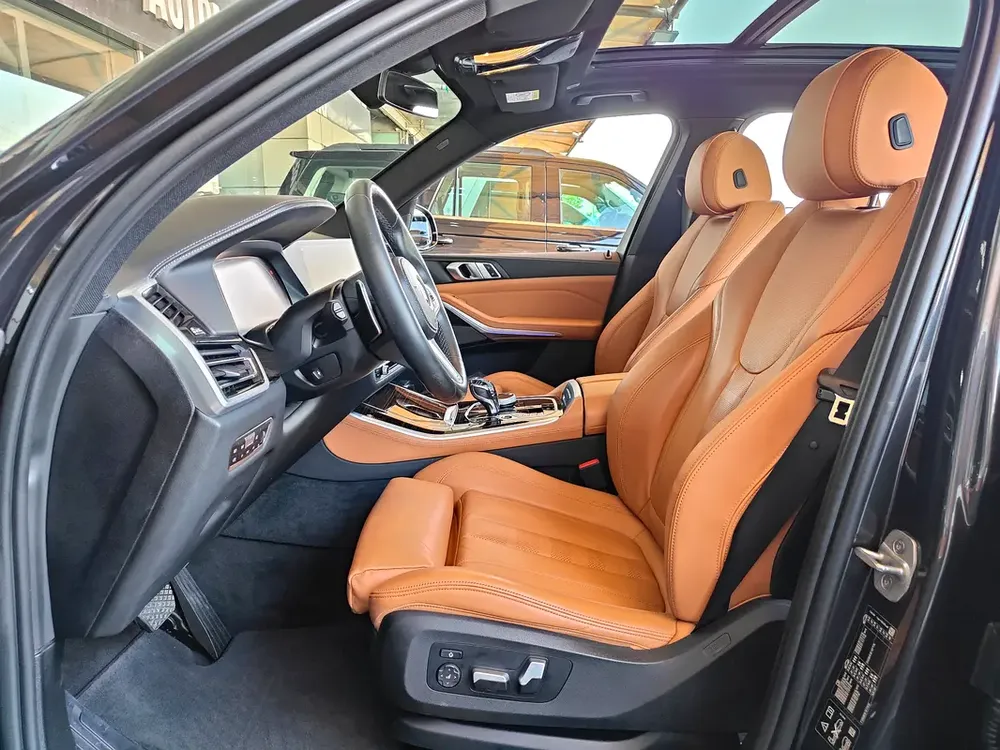 AED 1,990 P.M | 2021 BMW X5 xDrive40i XLine | Under Warranty | GCC | - Image 13