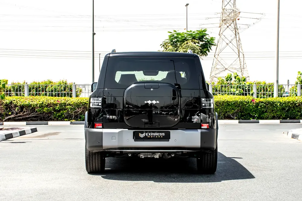 2025 BYD Leopard 7 Ultra - Chinese Specs - Brand New Luxury Hybrid - Image 5