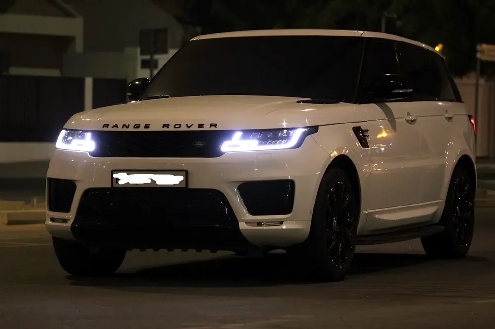 2015 Sport V8 Supercharged | GCC Specs - Image 11