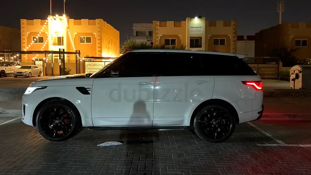 2015 Sport V8 Supercharged | GCC Specs - Image 5