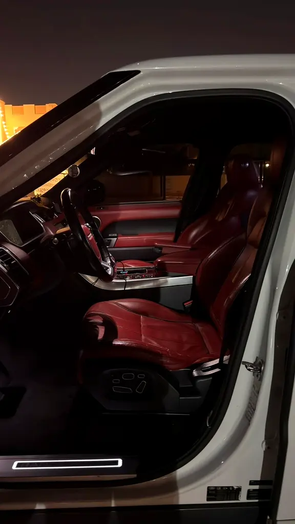 2015 Sport V8 Supercharged | GCC Specs - Image 8