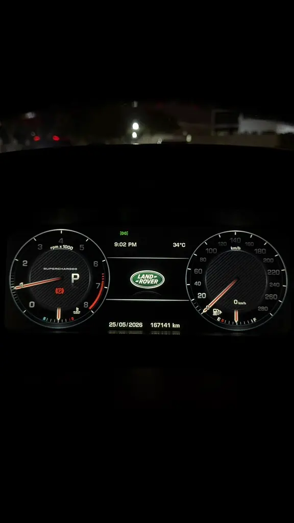 2015 Sport V8 Supercharged | GCC Specs - Image 9