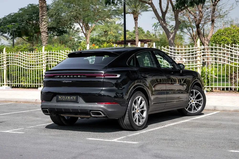 2024 Porsche Cayenne Coupe | 3.0L Turbo V6 | 353 HP | 44,000 KM | Porsche Warranty - Image 6