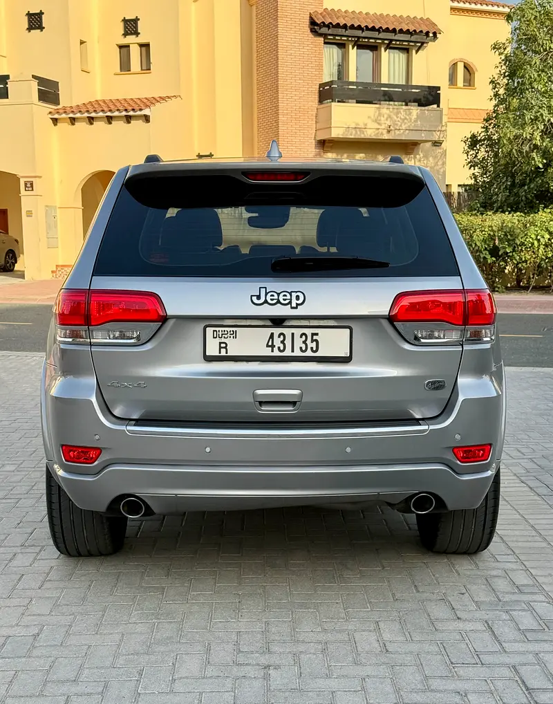 2019 Jeep Grand Cherokee Overland V8 5.7L GCC Low Mileage Full Service History - Image 6
