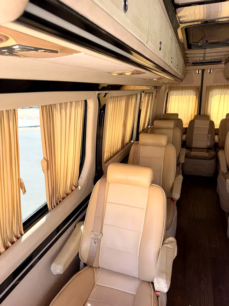 Mercedes-Benz Sprinter 519 CDI 2018 GCC Specs - Image 17