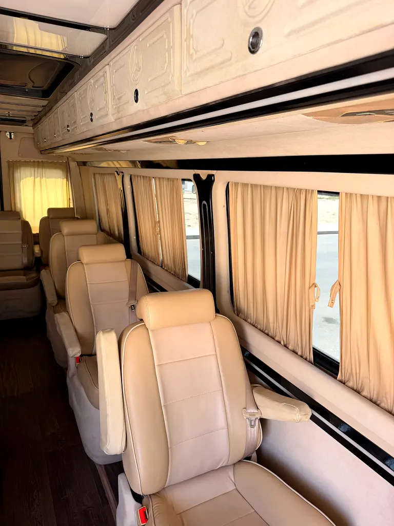 Mercedes-Benz Sprinter 519 CDI 2018 GCC Specs - Image 18