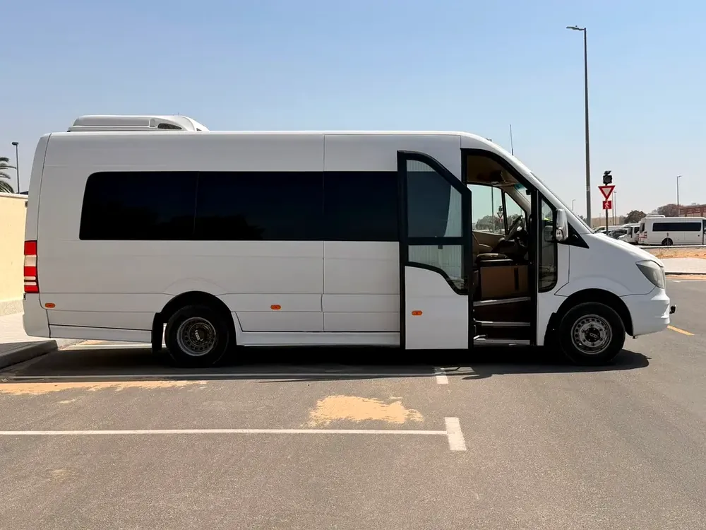 Mercedes-Benz Sprinter 519 CDI 2018 GCC Specs - Image 6