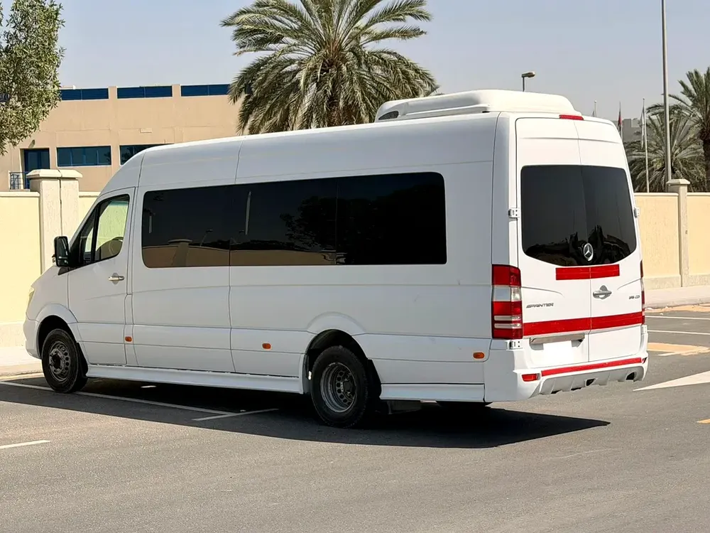 Mercedes-Benz Sprinter 519 CDI 2018 GCC Specs - Image 7
