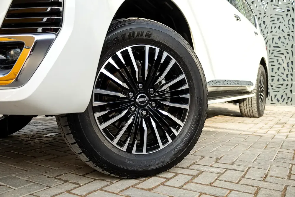 Nissan Patrol 2024 GCC specs - Image 9