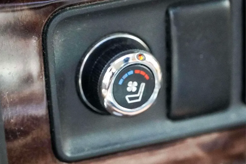AED 2429/month | 2016 Nissan Patrol SE Platinum | GCC Specs | Ref#423644 - Image 18