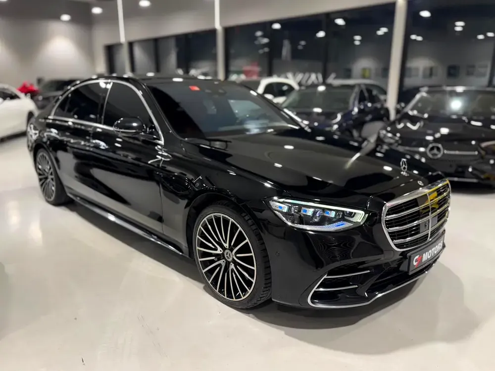 Mercedes-Benz S 500 4MATIC | 2022 | GCC | Premium Luxury Sedan - Image 5