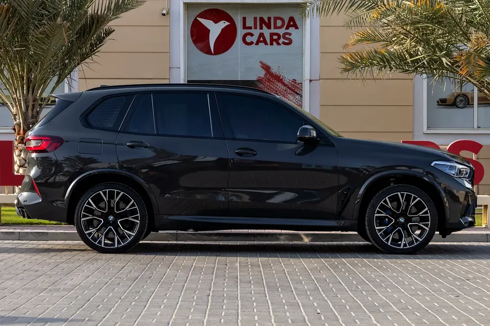 BMW X5M Competition 2022 GCC | Agency Warranty | Service Contract | Flexible D.P. - Image 7