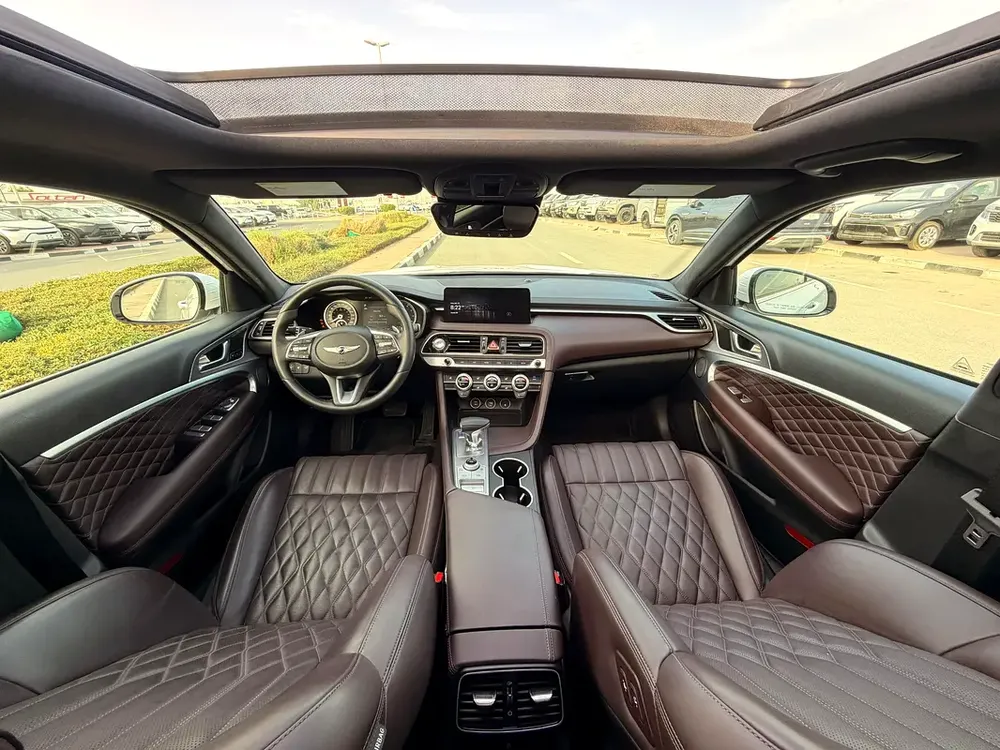 2022 Genesis G70 Prestige - Excellent Condition - 2.0 Engine - 4 Cylinder - Image 12