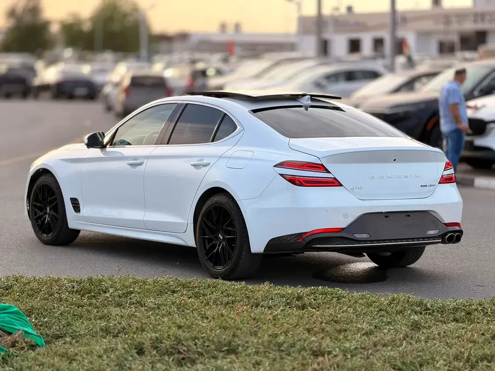 2022 Genesis G70 Prestige - Excellent Condition - 2.0 Engine - 4 Cylinder - Image 19