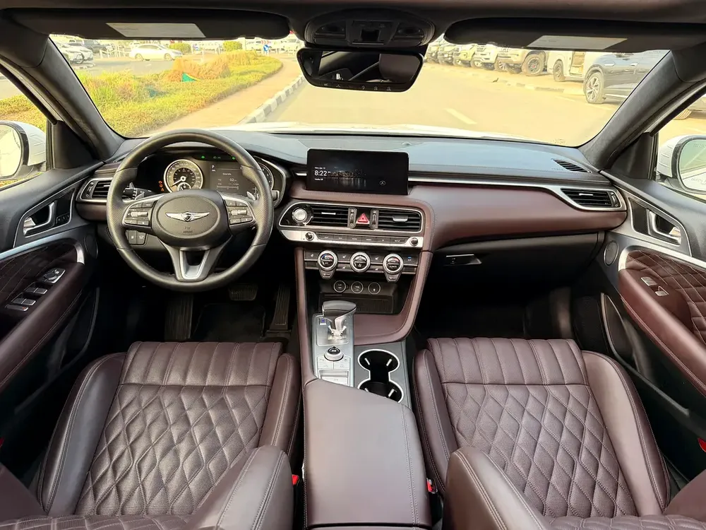 2022 Genesis G70 Prestige - Excellent Condition - 2.0 Engine - 4 Cylinder - Image 6