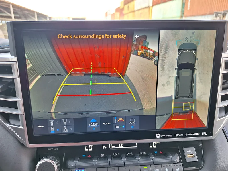 2024 TOYOTA SEQUOIA PLATINIUM 3.5L V6 - Image 11