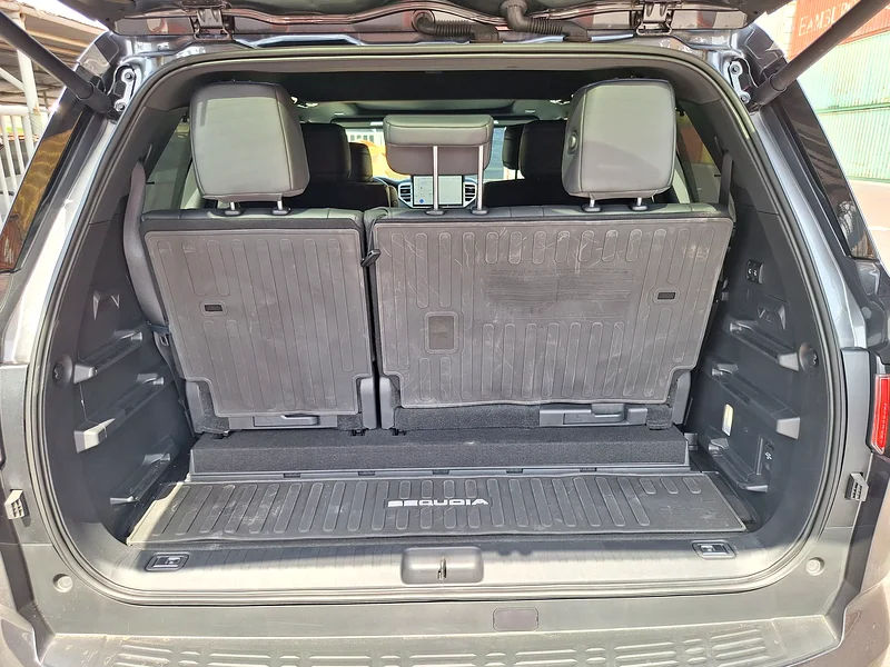 2024 TOYOTA SEQUOIA PLATINIUM 3.5L V6 - Image 17