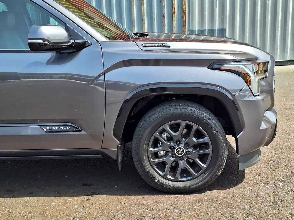 2024 TOYOTA SEQUOIA PLATINIUM 3.5L V6 - Image 5