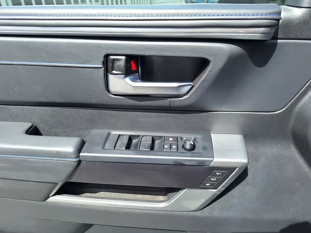 2024 TOYOTA SEQUOIA PLATINIUM 3.5L V6 - Image 6