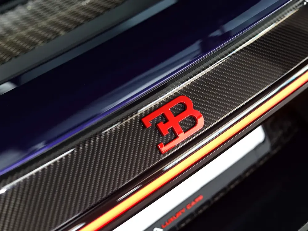2023 BUGATTI CHIRON SUPER SPORT / 1 OF 1 / GCC / WARRANTY AND SERVICE - Image 12