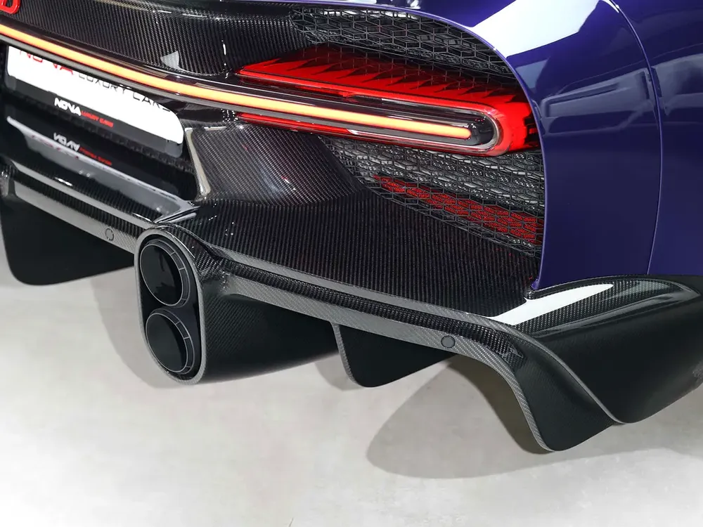 2023 BUGATTI CHIRON SUPER SPORT / 1 OF 1 / GCC / WARRANTY AND SERVICE - Image 13