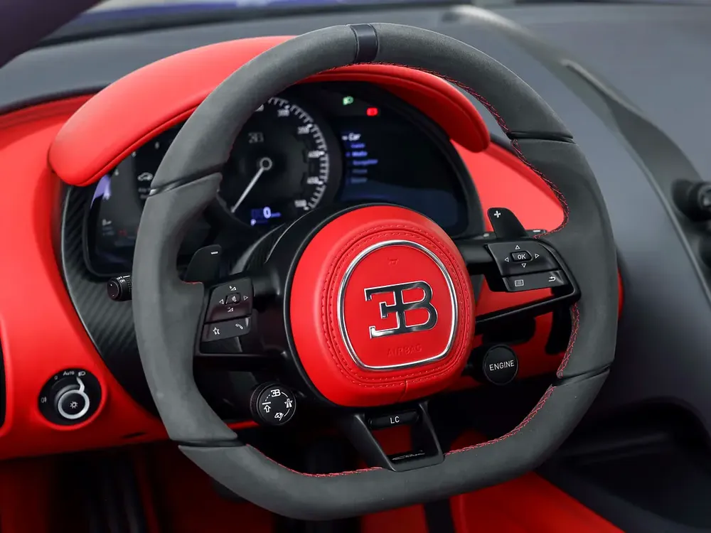 2023 BUGATTI CHIRON SUPER SPORT / 1 OF 1 / GCC / WARRANTY AND SERVICE - Image 16