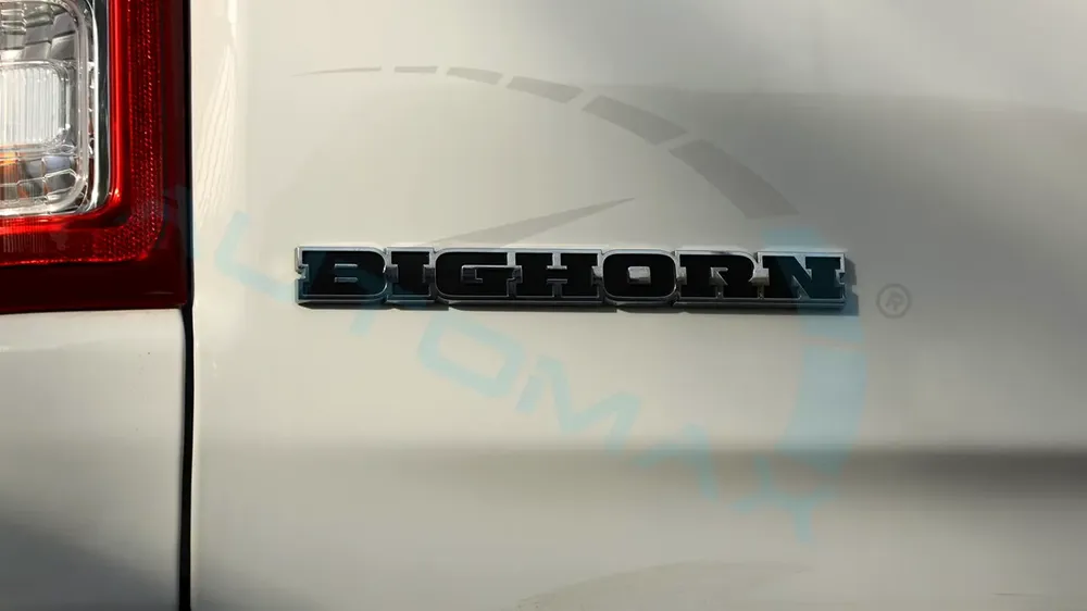 (Eid al-Adha Offer) 2023 Ram 1500 Bighorn eTorque 3.6L V6 4x4 GCC 0Km With 3 Yrs Or 100K Km Warranty - Image 17